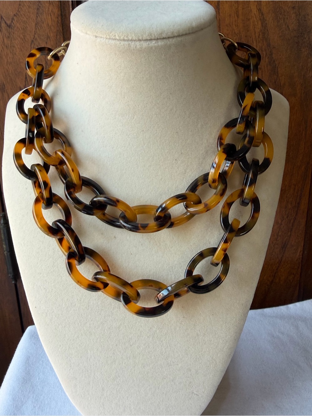 J.Crew Tortoise Shell Link Statement Necklace Double Strand Black Brown - Picture 1 of 11